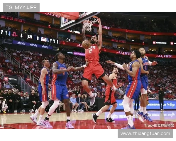 杜伦禁区神勇协防大帽申京 上篮被飞扑封死瞬间展现统治力