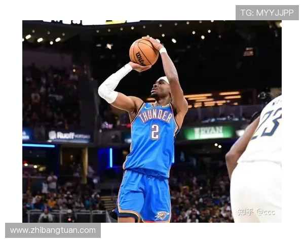 空中滑翔如燕亚历山大巧妙上篮轻松得分展现绝佳技术